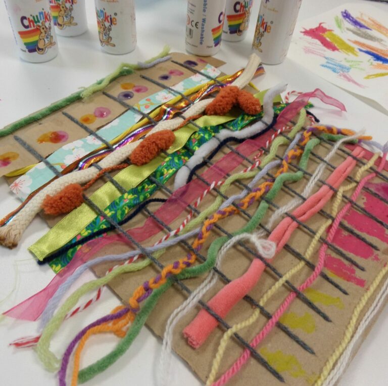 Mon Tissage en Couleurs et en Matières