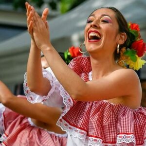 Danse & Voyage : Initiation à la Cumbia Colombienne // dimanche, 20 juillet 2025, 15:00