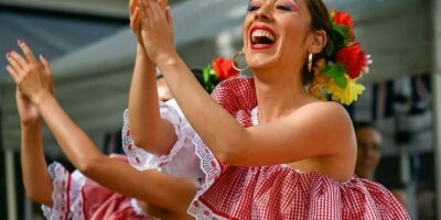 Danse & Voyage : Initiation à la Cumbia Colombienne // dimanche, 20 juillet 2025, 15:00