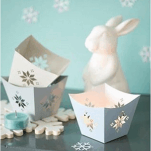 Kirigami de Noël – Bougeoir & Boule en papier // jeudi, 27 novembre 2025, 10:00