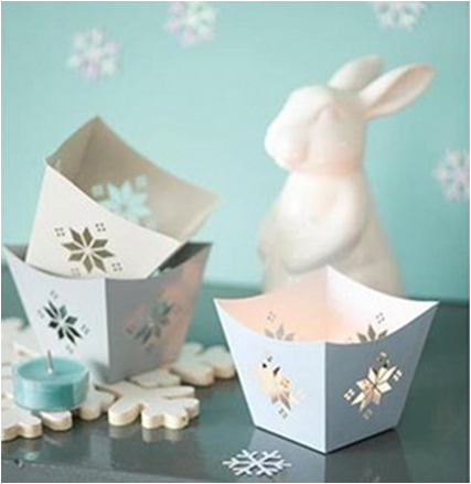 Kirigami de Noël – Bougeoir & Boule en papier // jeudi, 27 novembre 2025, 10:00