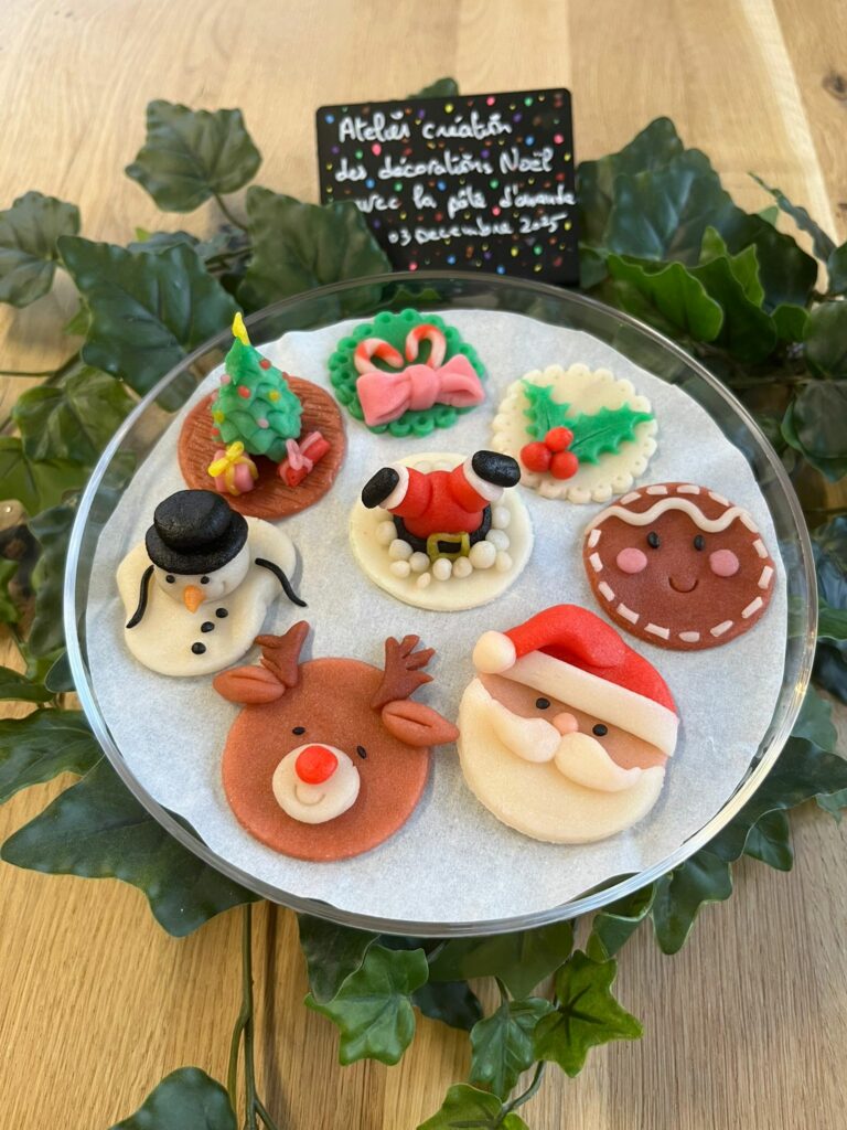 Cupcakes Enchantés de Noël – L’Atelier des Petits Lutins // mercredi, 03 décembre 2025, 15:00